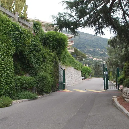 Luxueux 3p Climatise Avec Terrasses Et Parkings - Fr-1-196-331 Appartement *